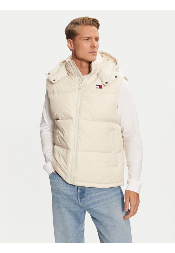 Tommy Jeans Bezrękawnik Alaska DM0DM19538 Beżowy Regular Fit. Kolor: beżowy. Materiał: syntetyk. Długość rękawa: bez rękawów