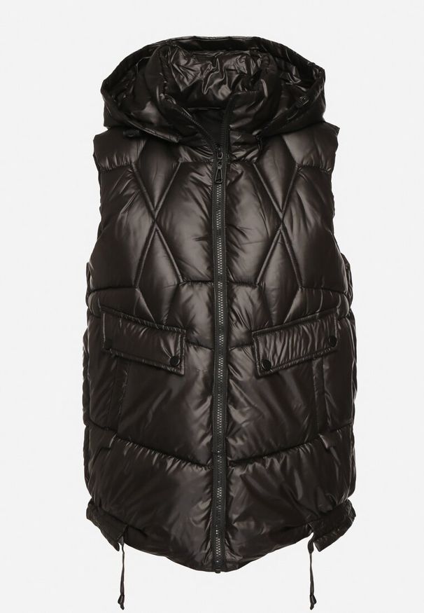 Born2be - Czarna Kamizelka z Odpinanym Kapturem i Ozdobnym Pikowaniem Arreanne. Okazja: na co dzień. Kolor: czarny. Materiał: jeans. Sezon: wiosna, jesień. Styl: casual, elegancki, sportowy