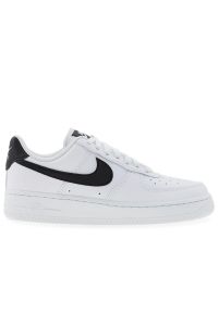 Buty damskie Nike Air Force 1 '07 DD8959-103 - białe. Kolor: biały. Materiał: guma, skóra, syntetyk. Szerokość cholewki: normalna. Sezon: lato. Model: Nike Air Force. Sport: koszykówka