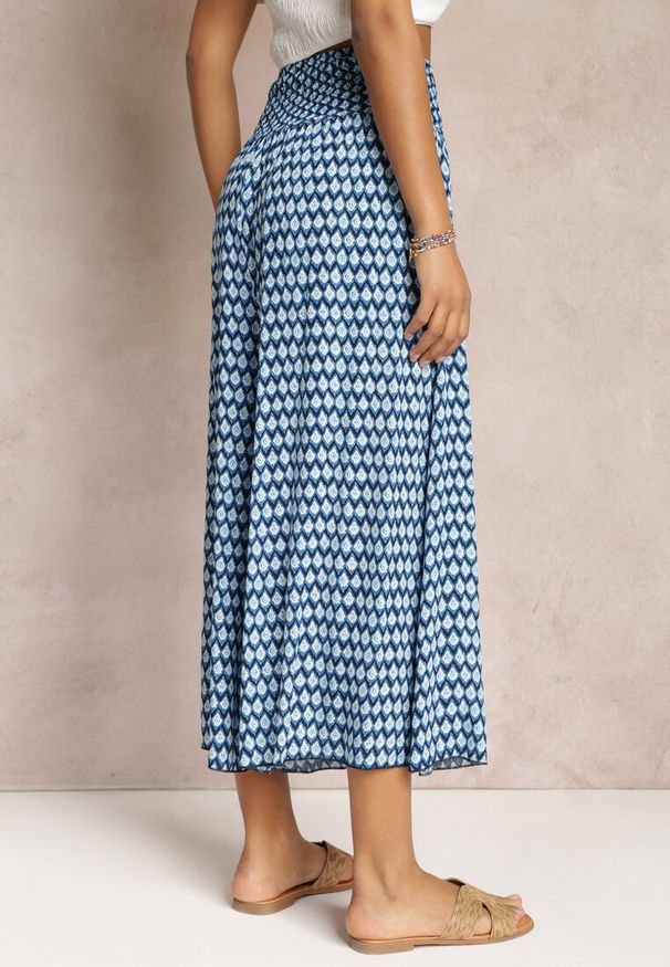 Renee - Granatowo-Niebieskie Szerokie Spodnie z Wiskozy z Marszczoną Gumką w Talii Mellody. Kolor: niebieski. Materiał: wiskoza. Styl: boho