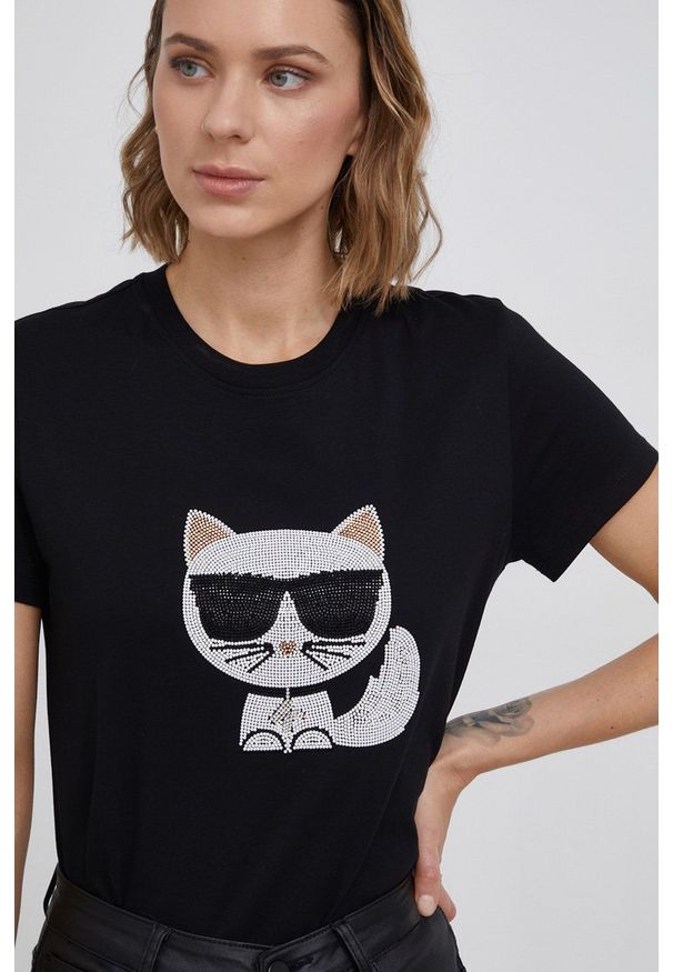 Karl Lagerfeld - T-shirt bawełniany 216W1732.51. Okazja: na co dzień. Kolor: czarny. Materiał: bawełna. Wzór: aplikacja. Styl: casual