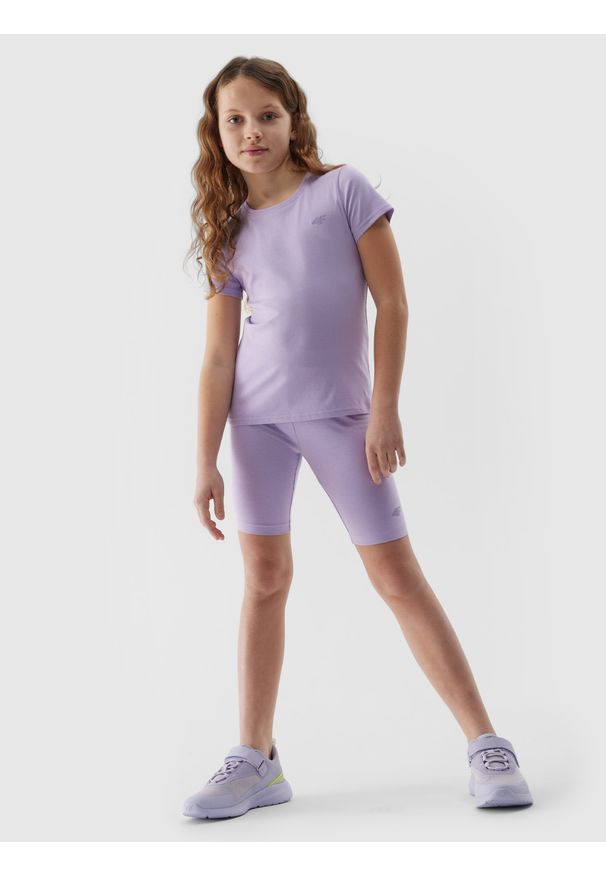 4f - 4F Legginsy kolarki dzianinowe dziewczęce - jasny fiolet 122/128 (6-8 lat). Okazja: na co dzień. Stan: obniżony. Kolor: fioletowy. Materiał: dzianina. Długość: krótkie. Wzór: jednolity, gładki, ze splotem. Sezon: lato. Styl: casual, sportowy