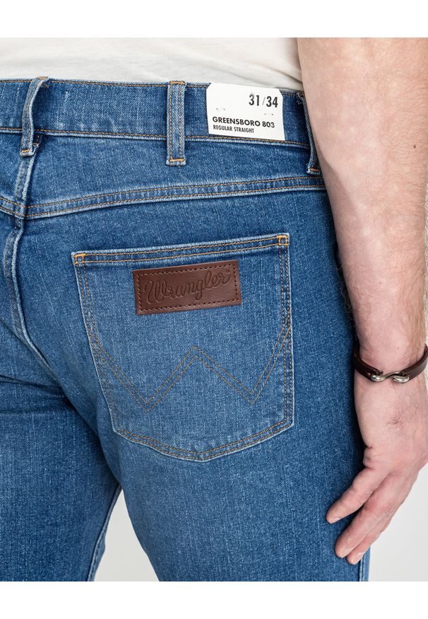 Wrangler - MESKIE SPODNIE WRANGLER GREENSBORO OAKWOOD BLUE 112371374