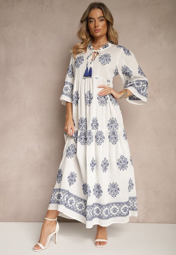 Renee - Biała Boho Sukienka z Wiskozą Zdobiona Haftem i Wiązaniem z Frędzlami Alinoria. Okazja: na co dzień, na plażę, na spacer. Kolor: biały. Materiał: wiskoza. Wzór: aplikacja, haft. Sezon: lato. Styl: boho
