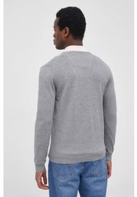 s.Oliver - S.Oliver sweter bawełniany męski kolor szary lekki. Okazja: na co dzień. Kolor: szary. Materiał: bawełna. Długość rękawa: długi rękaw. Długość: długie. Wzór: aplikacja. Styl: casual