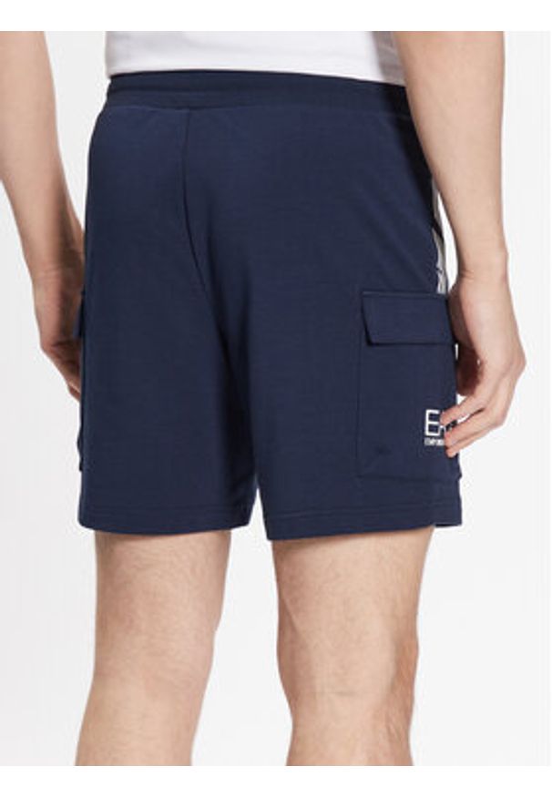 EA7 Emporio Armani Szorty sportowe 3RPS55 PJLIZ 1554 Granatowy Regular Fit. Kolor: niebieski. Materiał: syntetyk. Styl: sportowy