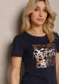 Renee - Granatowy T-shirt z Bawełny z Nadrukiem o Metalicznym Połysku Abiana. Okazja: na co dzień. Kolor: niebieski. Materiał: bawełna. Wzór: nadruk. Styl: casual, elegancki, wizytowy #2