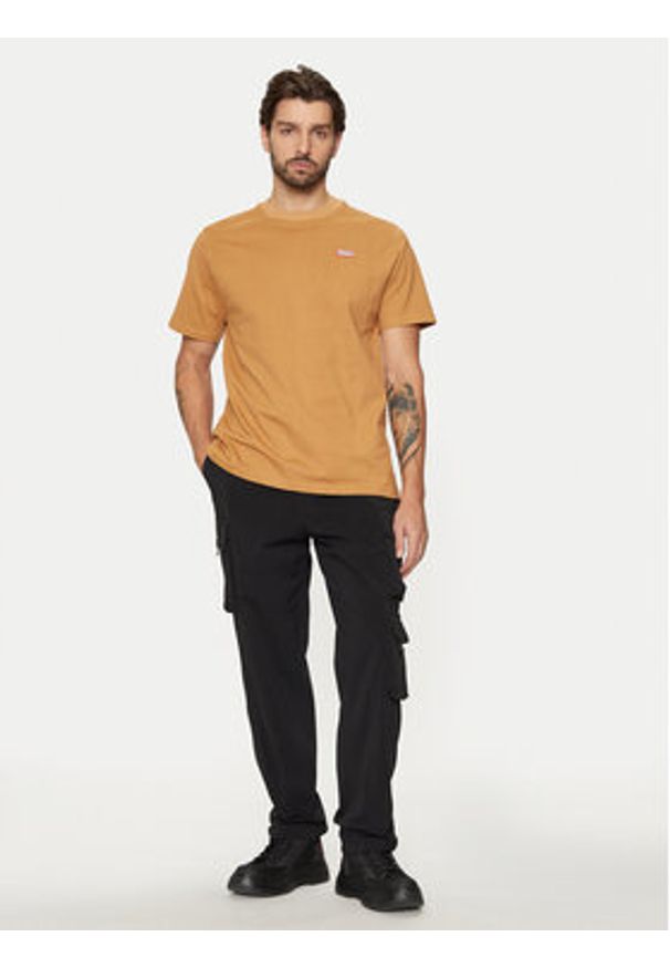 Hunter T-Shirt Alvin HARM0039242 Brązowy Regular Fit. Kolor: brązowy. Materiał: bawełna