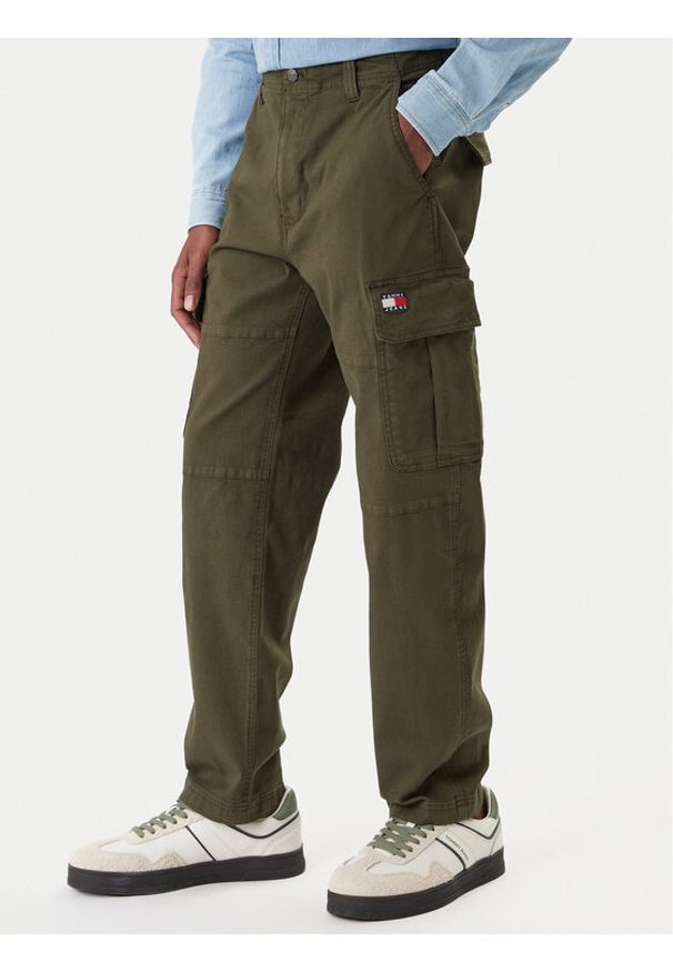 Tommy Jeans Spodnie materiałowe Sonny DM0DM22651 Zielony Slim Fit. Kolor: zielony. Materiał: bawełna