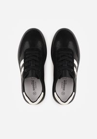 Born2be - Czarne Skórzane Sneakersy na Grubej Podeszwie Ozdobione Paskami i Perforacją Wiefia. Okazja: na co dzień. Zapięcie: pasek. Kolor: czarny. Materiał: skóra. Wzór: aplikacja #9