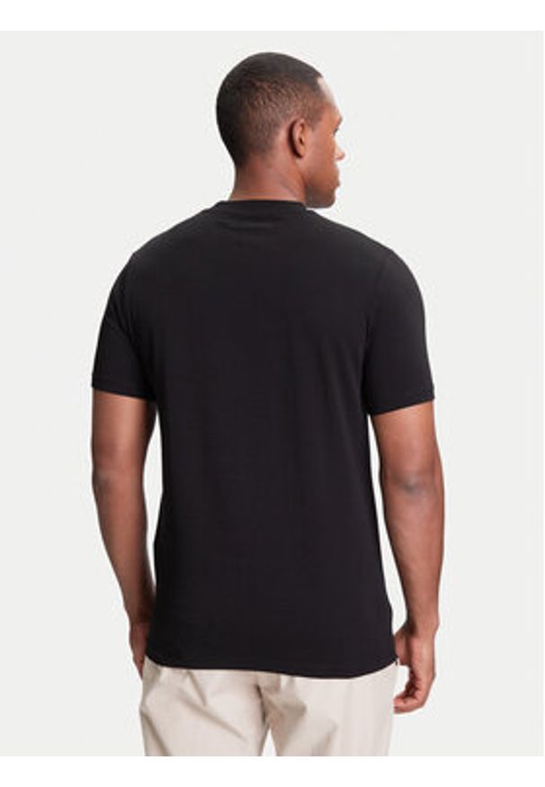 Karl Lagerfeld - KARL LAGERFELD T-Shirt 755042 553235 Czarny Regular Fit. Typ kołnierza: dekolt w karo. Kolor: czarny. Materiał: bawełna