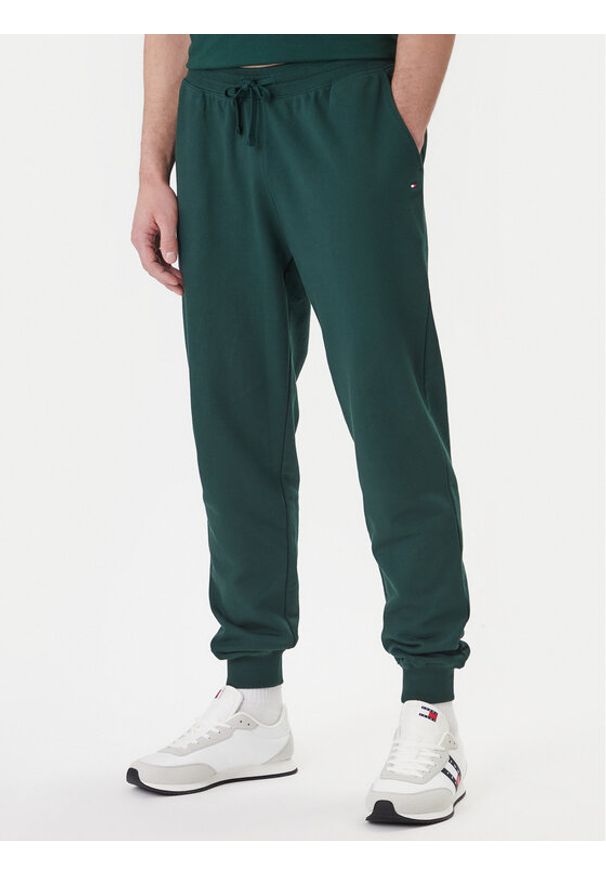 TOMMY HILFIGER - Tommy Hilfiger Spodnie dresowe Essential MW0MW37236 Zielony Regular Fit. Kolor: zielony. Materiał: bawełna