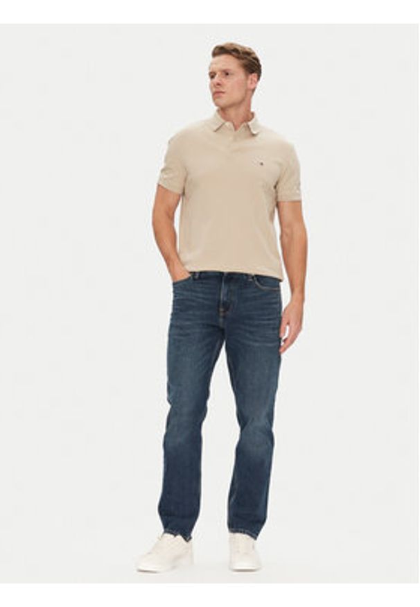 TOMMY HILFIGER - Tommy Hilfiger Polo 1985 MW0MW17770 Beżowy Regular Fit. Typ kołnierza: polo. Kolor: beżowy. Materiał: bawełna