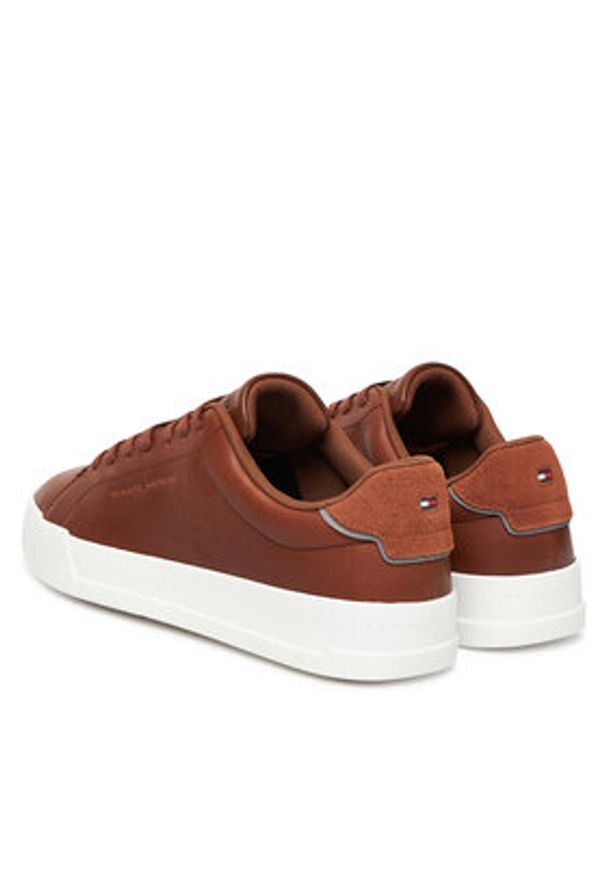 TOMMY HILFIGER - Tommy Hilfiger Sneakersy Th Court Core Cognac FM0FM05729 Brązowy. Kolor: brązowy. Materiał: skóra