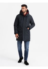 Ombre Clothing - Klasyczna długa męska kurtka typu parka – czarna V6 - Rozmiar: S. Typ kołnierza: kaptur. Kolor: czarny. Materiał: guma, syntetyk, poliester, materiał. Długość: długie. Wzór: gładki, aplikacja. Styl: klasyczny #3