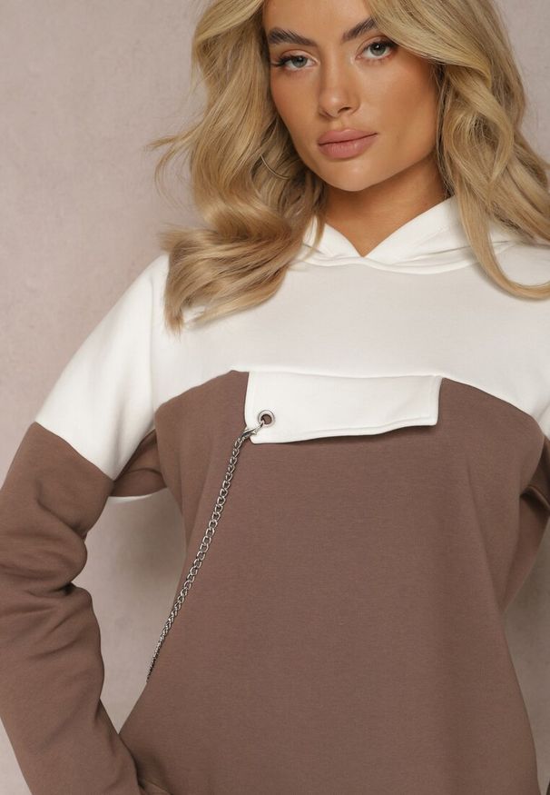 Renee - Brązowa Bawełniana Bluza z Kapturem i Łańcuszkiem Ambriella. Typ kołnierza: kaptur. Kolor: brązowy. Materiał: bawełna