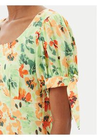 French Connection Sukienka codzienna 71YCU Zielony Regular Fit. Okazja: na co dzień. Kolor: zielony. Materiał: wiskoza. Typ sukienki: proste. Styl: casual