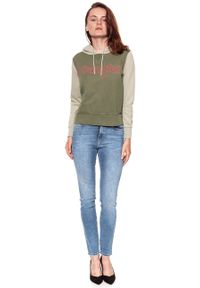 Wrangler - BLUZA WRANGLER DAMSKA KABEL HOODIE DUSTY OLIVE W6078HQ45 112130447. Typ kołnierza: kaptur #6