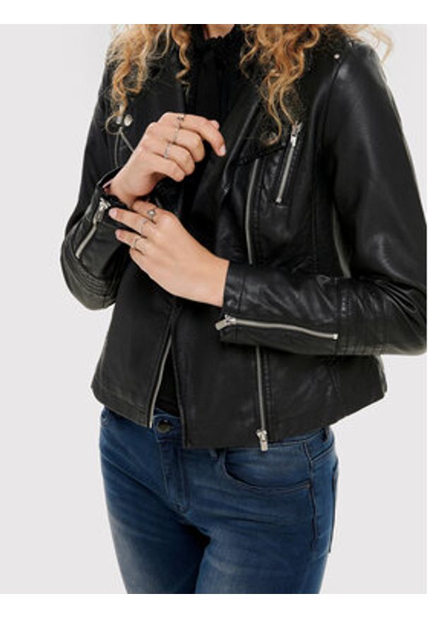 only - ONLY Kurtka z imitacji skóry Gemma 15153079 Czarny Regular Fit. Kolor: czarny. Materiał: skóra, wiskoza