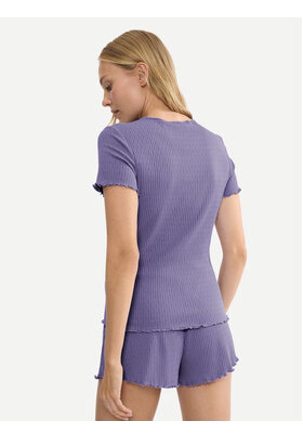 Triumph Koszulka piżamowa Mix & Match 10227214 Fioletowy Regular Fit. Kolor: fioletowy. Materiał: bawełna