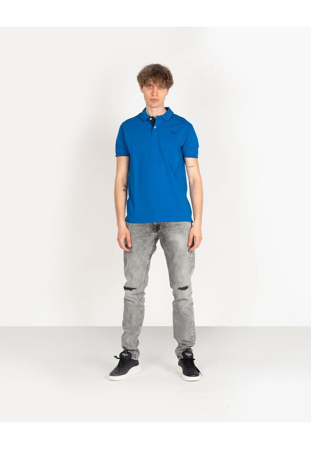 Pepe Jeans Koszulka Polo "Lucas" | PM541431 | Lucas | Mężczyzna | Niebieski. Okazja: na co dzień. Typ kołnierza: polo. Kolor: niebieski. Materiał: bawełna. Wzór: nadruk. Styl: casual