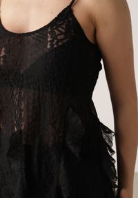 Born2be - Czarny Rustykalny Komplet z Koronką i Falbankami Top i Szerokie Spodnie Pretissa. Kolor: czarny. Materiał: koronka. Wzór: koronka #3