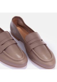 Marco Shoes Loafersy bez podszewki brązowe. Kolor: brązowy. Materiał: skóra #5