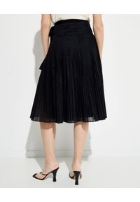 Tory Burch - TORY BURCH - Czarna plisowana spódnica midi. Kolor: czarny. Materiał: bawełna, materiał #6