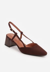 Renee - Ciemnobrązowe Letnie Czółenka VICES w Stylu Slingback na Słupku Synossia. Okazja: na co dzień. Kolor: brązowy. Materiał: jeans. Sezon: lato. Obcas: na słupku. Styl: elegancki, casual #5