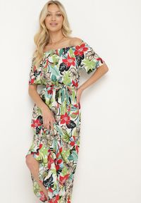 Born2be - Zielono-Różowa Sukienka z Wiskozy w Kwiaty Rozkloszowana Wiązana w Talii Quilbia. Okazja: na spacer, na plażę. Typ kołnierza: dekolt hiszpanka. Kolor: biały. Materiał: wiskoza. Długość rękawa: krótki rękaw. Wzór: kwiaty. Sezon: lato #5