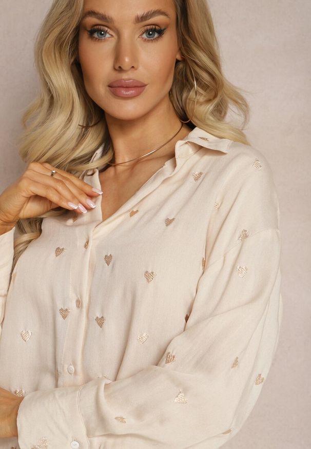 Renee - Jasnobeżowa Klasyczna Koszula Bawełniana z Dodatkiem Lnu Larnniea. Okazja: na spacer. Kolor: beżowy. Materiał: len, bawełna. Sezon: lato. Styl: klasyczny