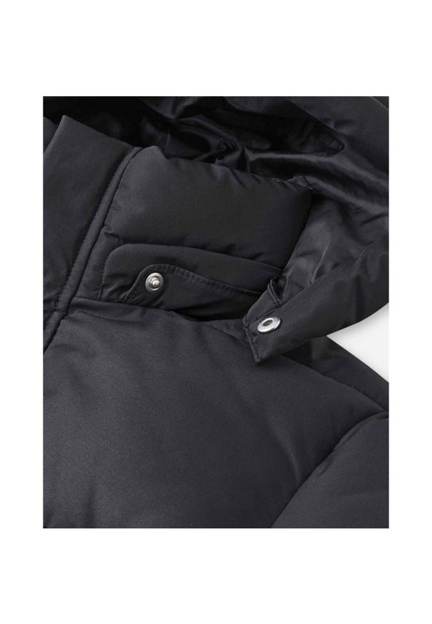 Dziecięca kurtka puchowa Reima Toukola. Kolor: czarny. Materiał: puch. Sezon: zima. Sport: narciarstwo