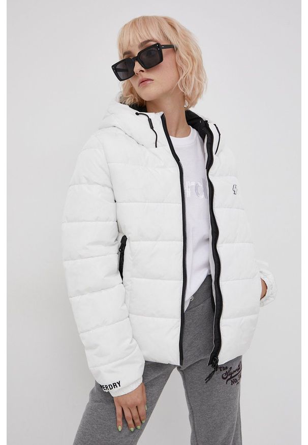Superdry - Kurtka. Kolor: biały. Materiał: materiał