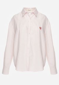 Born2be - Różowa Koszula z Bawełną w Paski Ozdobiona Haftem Sercem Sewriva. Okazja: na co dzień. Typ kołnierza: kołnierzyk klasyczny. Kolor: różowy. Materiał: bawełna. Wzór: aplikacja, haft, paski. Styl: casual, klasyczny #5