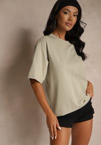 Renee - Ciemnobeżowy Basicowy T-shirt z Bawełny Meranissea. Okazja: na co dzień, do pracy, na spotkanie biznesowe. Kolor: beżowy. Materiał: bawełna. Wzór: aplikacja, bez wzorów. Styl: klasyczny, casual, biznesowy, elegancki #1