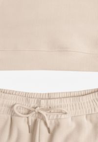 Born2be - Beżowy Bawełniany Komplet Dresowy z Bluzą i Spodniami Zansira. Kolor: beżowy. Materiał: bawełna, dresówka. Sport: turystyka piesza #7