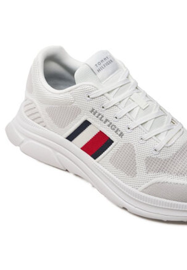TOMMY HILFIGER - Tommy Hilfiger Sneakersy Modern Runner Knit Evo Ess FM0FM05245 Biały. Kolor: biały. Materiał: materiał