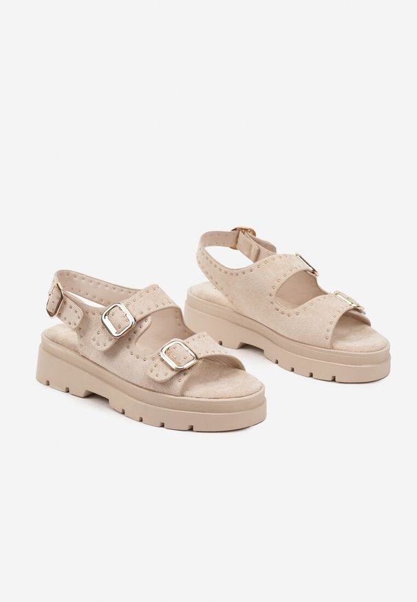 Born2be - Beżowe Sandały na Platformie z Trzema Sprzączkami i Nitami Tasabia. Zapięcie: sprzączka. Kolor: beżowy. Sezon: lato. Obcas: na platformie. Styl: elegancki