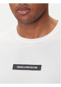 Versace Jeans Couture T-Shirt 79GAHT06 CJ00T Biały Regular Fit. Kolor: biały. Materiał: bawełna #5