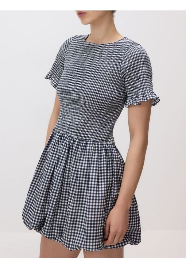 Reserved - Sukienka w kratę vichy - granatowy. Kolor: niebieski. Materiał: tkanina, bawełna. Typ sukienki: bombki