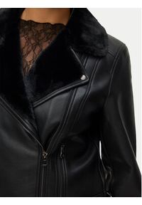 Vero Moda Kurtka z imitacji skóry Hailey 10250405 Czarny Regular Fit. Kolor: czarny. Materiał: skóra #3