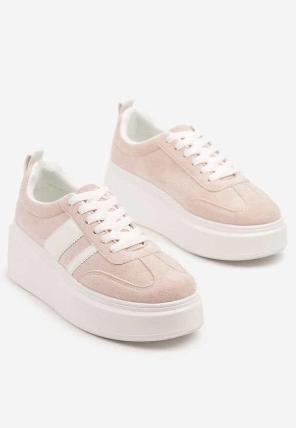 Renee - Różowe Sneakersy Klasyczne Tenisówki na Grubej Podeszwie z Koturnem Adessia. Okazja: na co dzień. Kolor: różowy. Materiał: jeans. Obcas: na koturnie