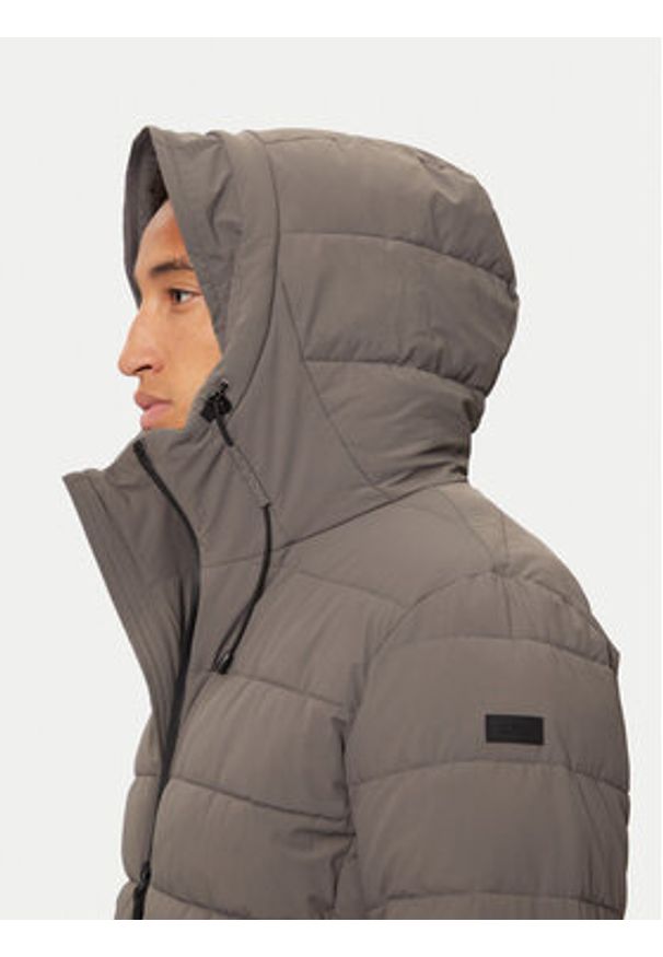 CMP Kurtka zimowa 34K0167 Brązowy Regular Fit. Kolor: brązowy. Materiał: syntetyk. Sezon: zima