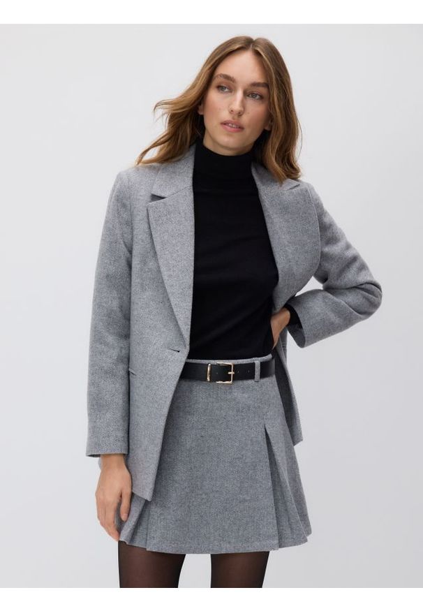 Reserved - Wełniany sweter z golfem - czarny. Typ kołnierza: golf. Kolor: czarny. Materiał: wełna