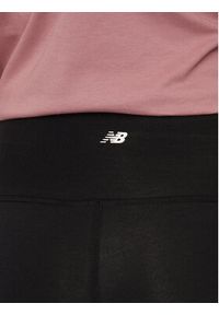 New Balance Legginsy WP41501 Czarny Slim Fit. Kolor: czarny. Materiał: bawełna