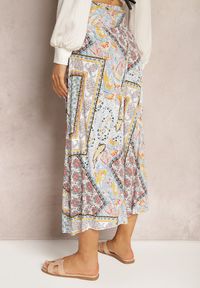 Renee - Beżowo-Niebieskie Szerokie Spodnie Culottes z Mozaikowym Wzorem i Gumką w Pasie Mizina. Kolor: beżowy. Materiał: wiskoza. Sezon: lato. Styl: boho #6