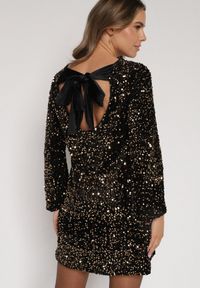 Born2be - Złota Cekinowa Sukienka z Odkrytymi Plecami i Wiązaniem Diadina. Kolor: złoty. Materiał: wiskoza, elastan, futro. Wzór: aplikacja. Styl: wizytowy, elegancki #4