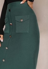Renee - Zielona Dzianinowa Spódnica Midi z Ozdobnymi Guzikami Vivace. Kolor: zielony. Materiał: dzianina. Sezon: jesień, zima #3
