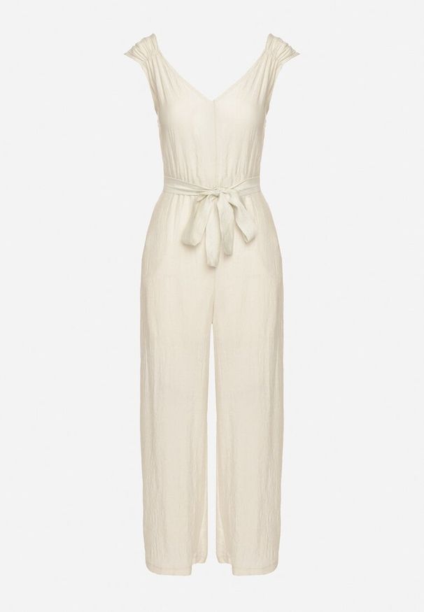 Born2be - Jasnobeżowy Wiskozowy Kombinezon na Ramiączkach z Materiałowym Paskiem i Gumkami w Talii Zadia. Kolor: beżowy. Materiał: materiał, wiskoza. Długość rękawa: na ramiączkach