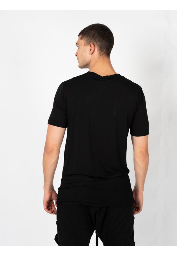La Haine Inside Us T-shirt | 3M LM157 | Mężczyzna | Czarny. Okazja: na co dzień. Kolor: czarny. Materiał: elastan. Styl: casual, elegancki